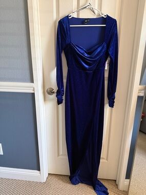 Windsor Sparkle Cowl Neck Long Sleeve Velvet Gown - Deep Blue